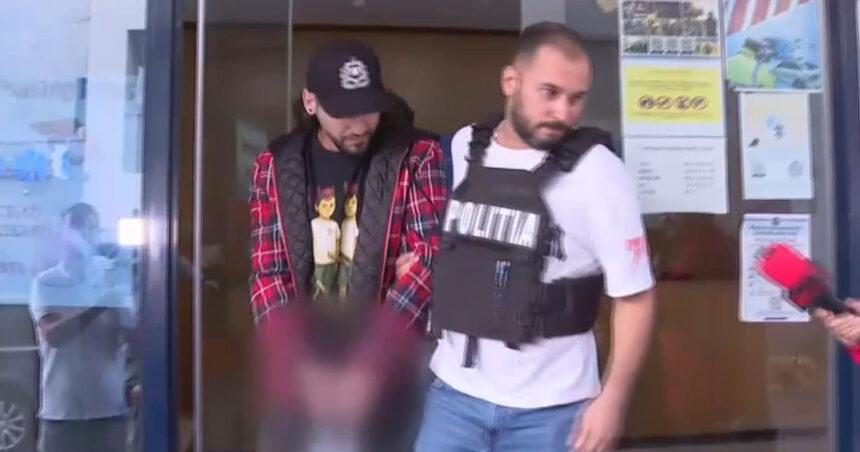 trapperul ian a luat control judiciar pentru 60 de zile dupa ce a urinat in public 6ac3910479de2