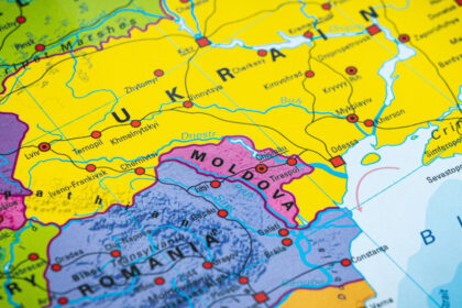 trei organizatii ale romanilor din ucraina cer interventia bucurestiului pentru protejarea scolilor cu predare in limba romana 6ac7dd6a40bd2
