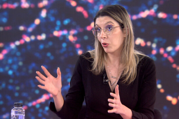 video ba stia clar doamna mateescu diana buzoianu spune ca directoarea anm a fost avertizata despre achizitii inca din 2025 6ad0db0f0d056