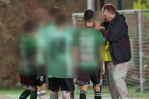 video caz revoltator la un meci de fotbal pentru juniori un copil a fost strans de gat de antrenor dupa o pasa gresita ce spune barbatul 6aca0c8c04e7b