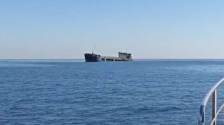 video nava care s a scufundat in apropiere de constanta ar fi fost lovita de 3 drone bucatarul este disparut comandantul a murit au fost reluate cautarile 6ac4a8179f476
