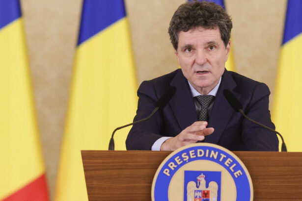 video nicusor dan avertizeaza asupra cresterii populismului democratia este pusa in discutie 6aca2e6d5dddb